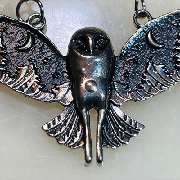 🦉Beautifully Crafted Silver/Black Owl Necklace, Moons/Forest in Spread Wings! - Picture 7 of 9